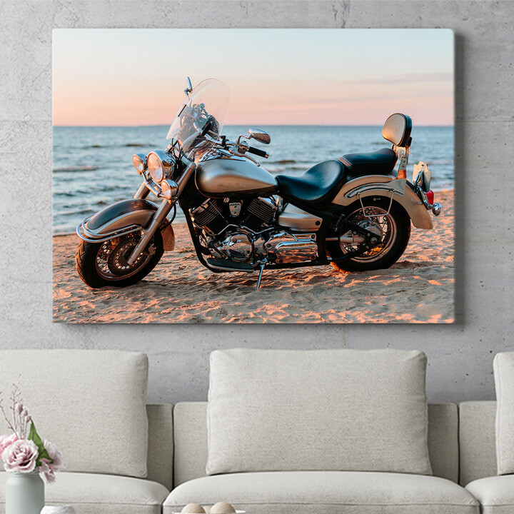 Personalisiertes Wandbild Motorrad am Strand