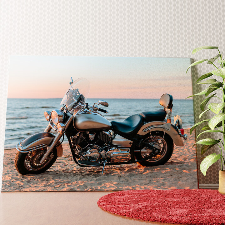 Motorrad am Strand Wandbild personalisiert