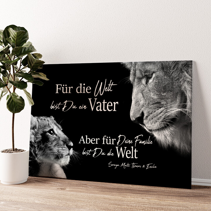 Leinwandbild personalisiert Löwenvater (Querformat)