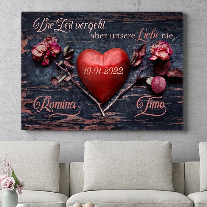 Personalisiertes Wandbild Unsere Liebe vergeht nie
