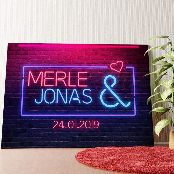 Neon Love Wandbild personalisiert
