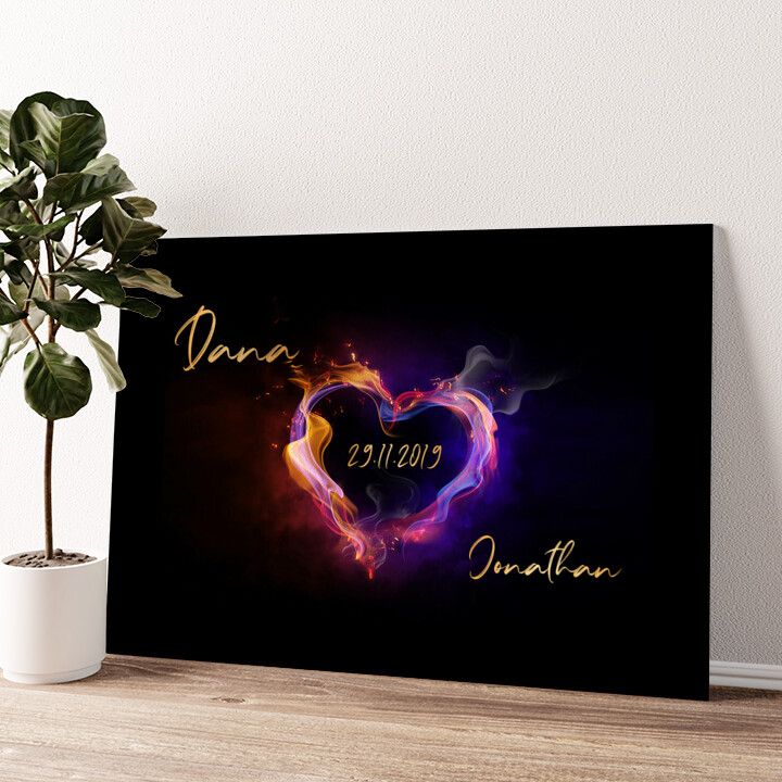 Leinwandbild personalisiert Burning Hearts